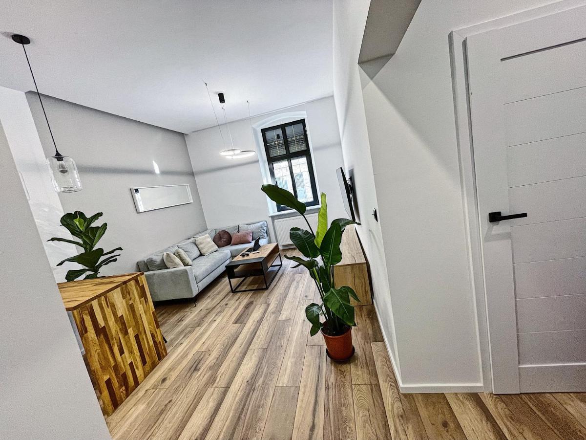 Polonia Art Apartments In The City Center Катовице Экстерьер фото